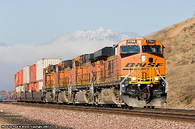 BNSF 7784 East near Lugo CA at MP 51 with Q-LACNYC6-20 on 21 April 2007.jpg